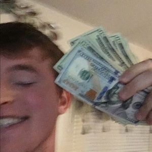 Meet your Posher, Tyler